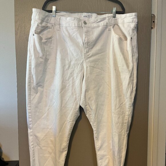 Ava & Viv White High-Waist Jeans – Size 26W – Great Condition - Picture 1 of 2